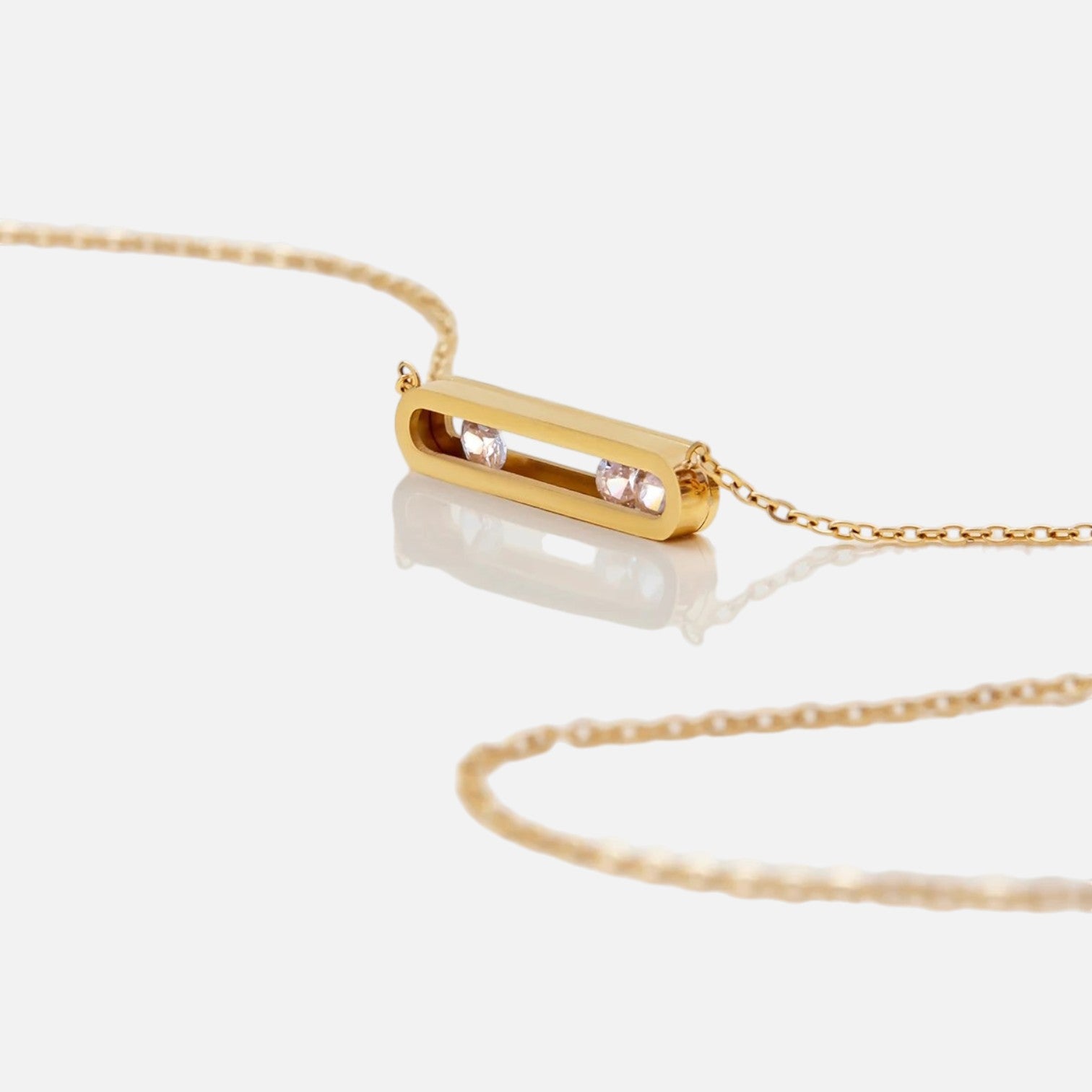 Selvara Sculpted Gold Pendant Necklace